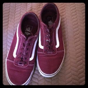 🥴🥴Maroon Vans🥴🥴